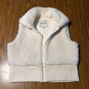 Juniors Wallflower Shaggy Sherpa Cream Color Vest Sz Sm